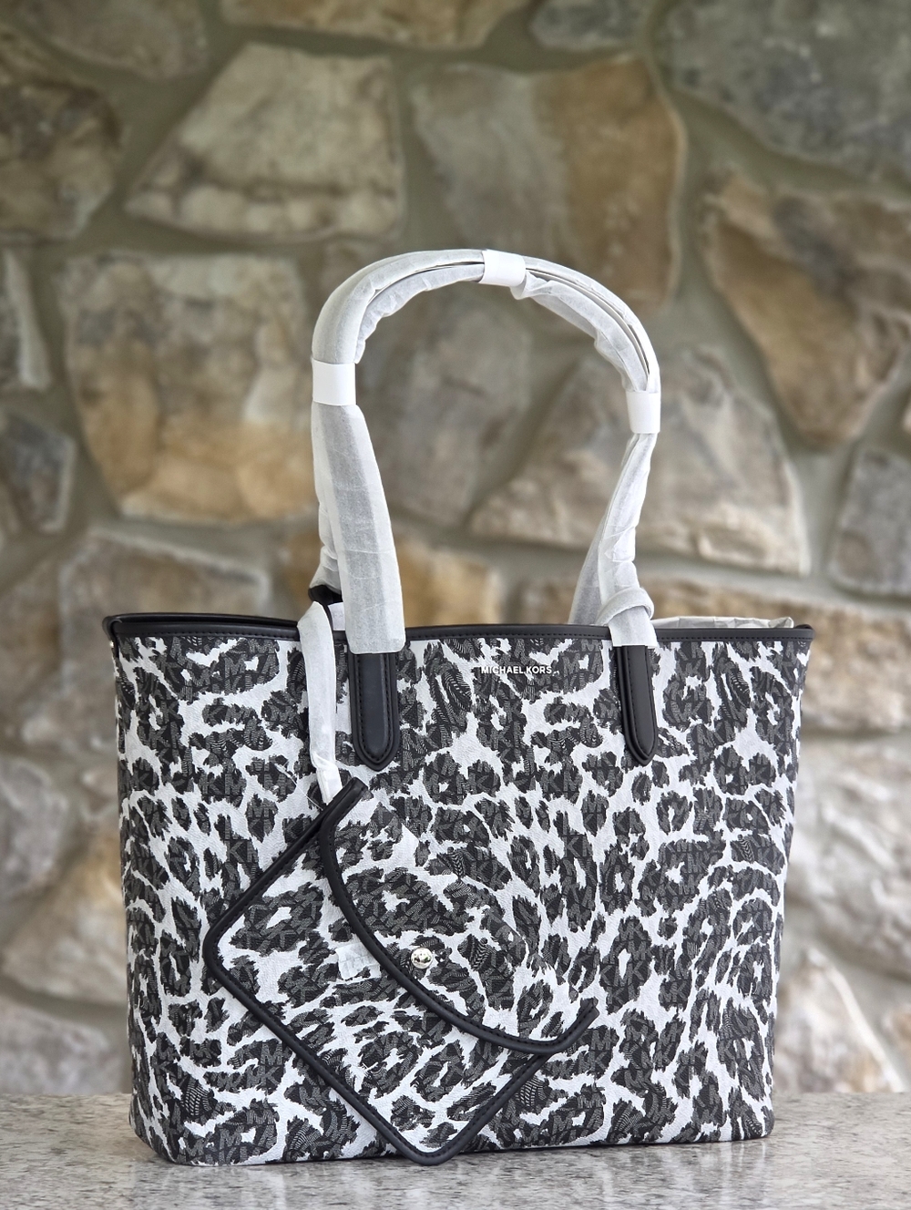 Michael Kors Eliza Extra Large Leopard Logo Tote Bag SET